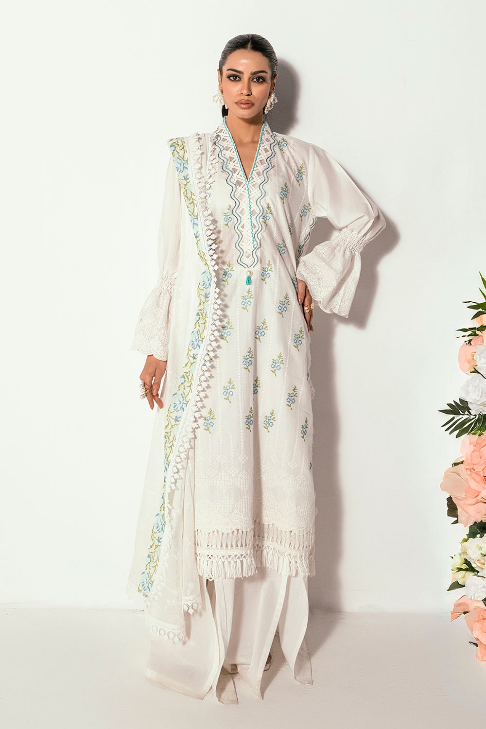 Gul Ahmed | Gul Nilofer 25 | DN-52032 - Official Gul Ahmed stockist in UK - Sakeena London