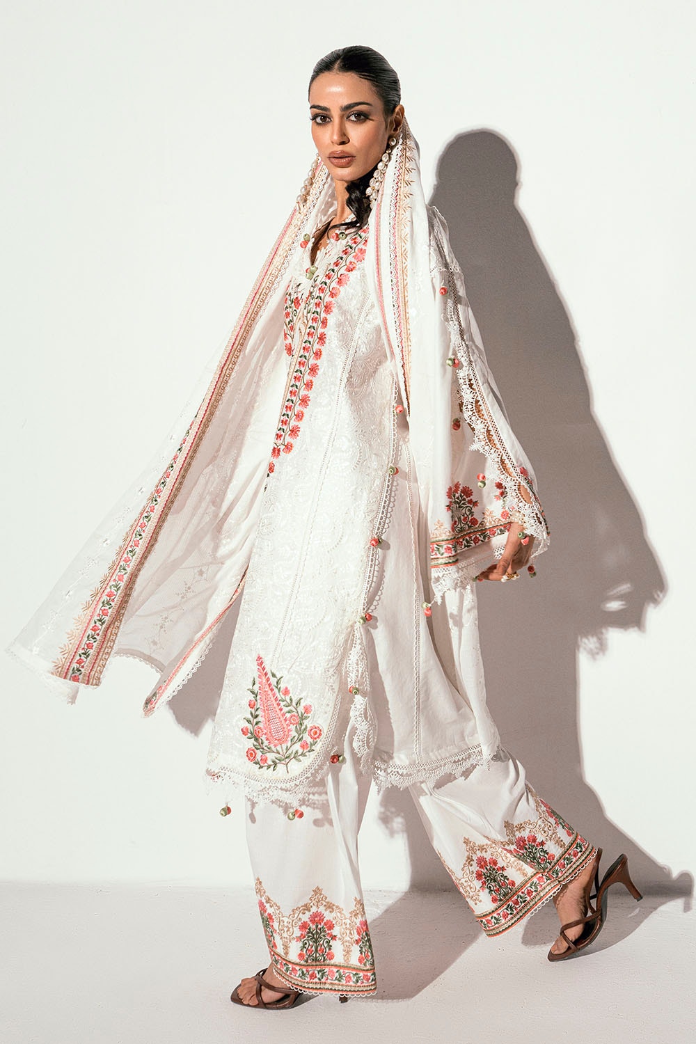 Gul Ahmed | Gul Nilofer 25 | DN-52006 - Official Gul Ahmed stockist in UK - Sakeena London