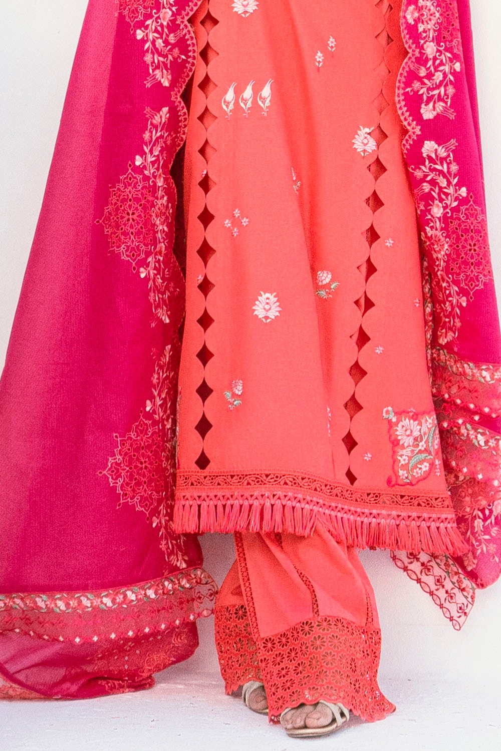 Gul Ahmed | Gul Nilofer 25 | DN-52007 - Official Gul Ahmed stockist in UK - Sakeena London