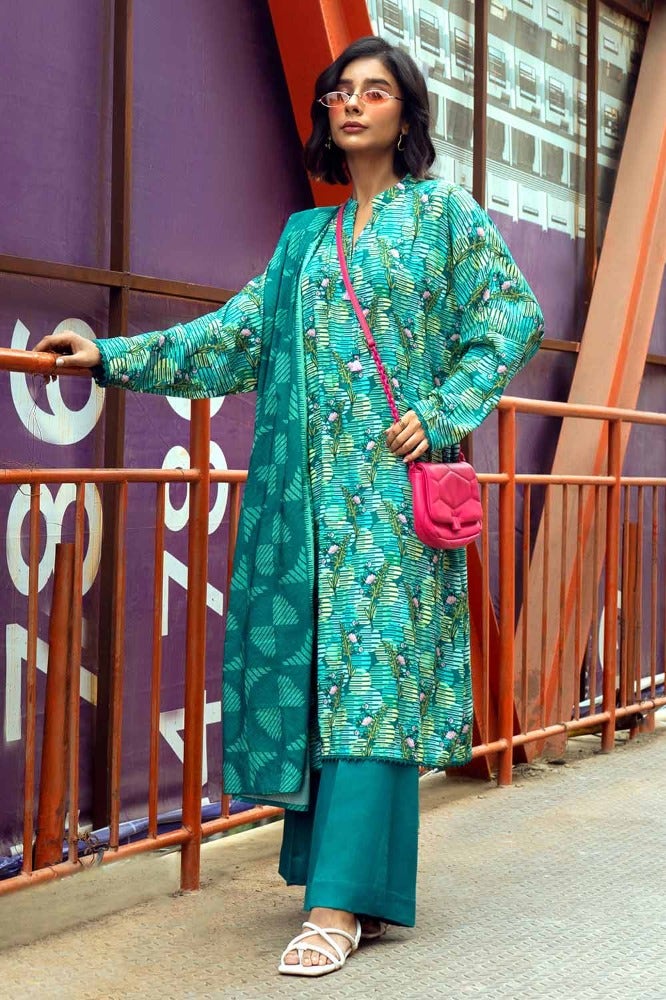 Gul Ahmed | Winter Collection 24 | Suit LT-32009 A - Official Gul Ahmed stockist in UK - Sakeena London