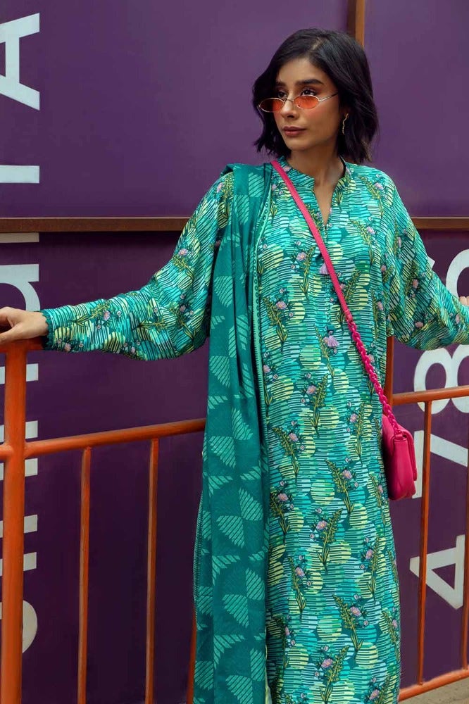 Gul Ahmed | Winter Collection 24 | Suit LT-32009 A - Official Gul Ahmed stockist in UK - Sakeena London