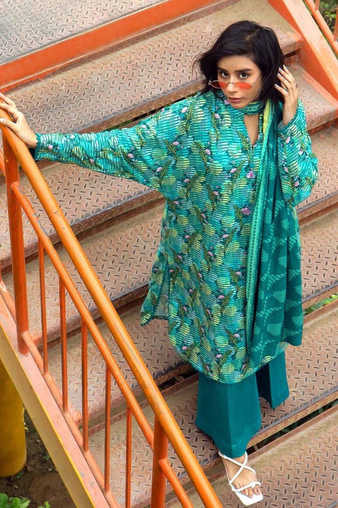 Gul Ahmed | Winter Collection 24 | Suit LT-32009 A - Official Gul Ahmed stockist in UK - Sakeena London