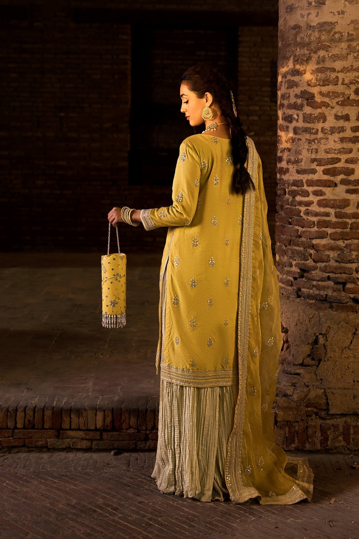 Erum Khan | Shezadian Luxe Formals | DIL ARAA - Official Erum Khan stockist in UK - Sakeena London