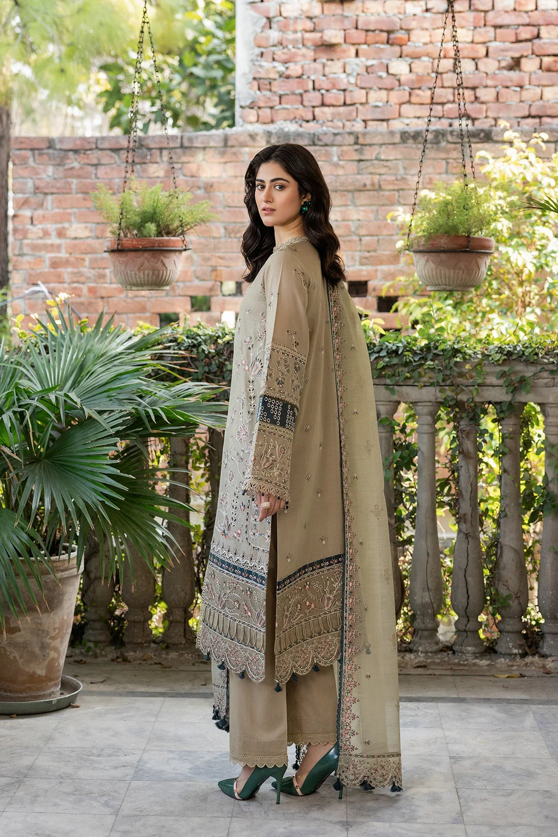 Farasha | Bahaar Embroidered Lawn | Whimsical Sage - Official Farasha stockist in UK - Sakeena London