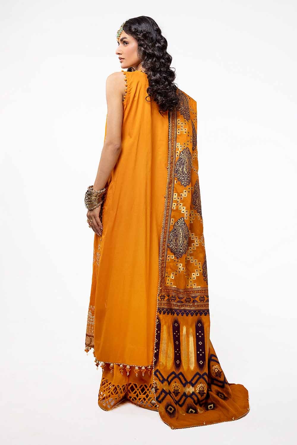 Gul Ahmed | Eid ul Adha Collection | FE-42039 - Official Gul Ahmed stockist in UK - Sakeena London