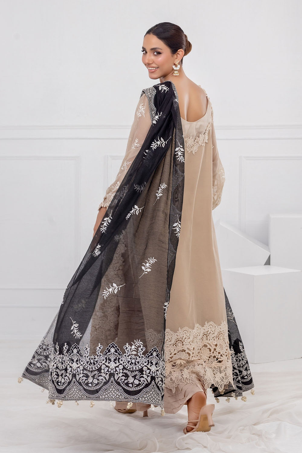 Gul Ahmed | Festive Eid 25 | FE-52099 - Official Sakeena London stockist in UK - Sakeena London