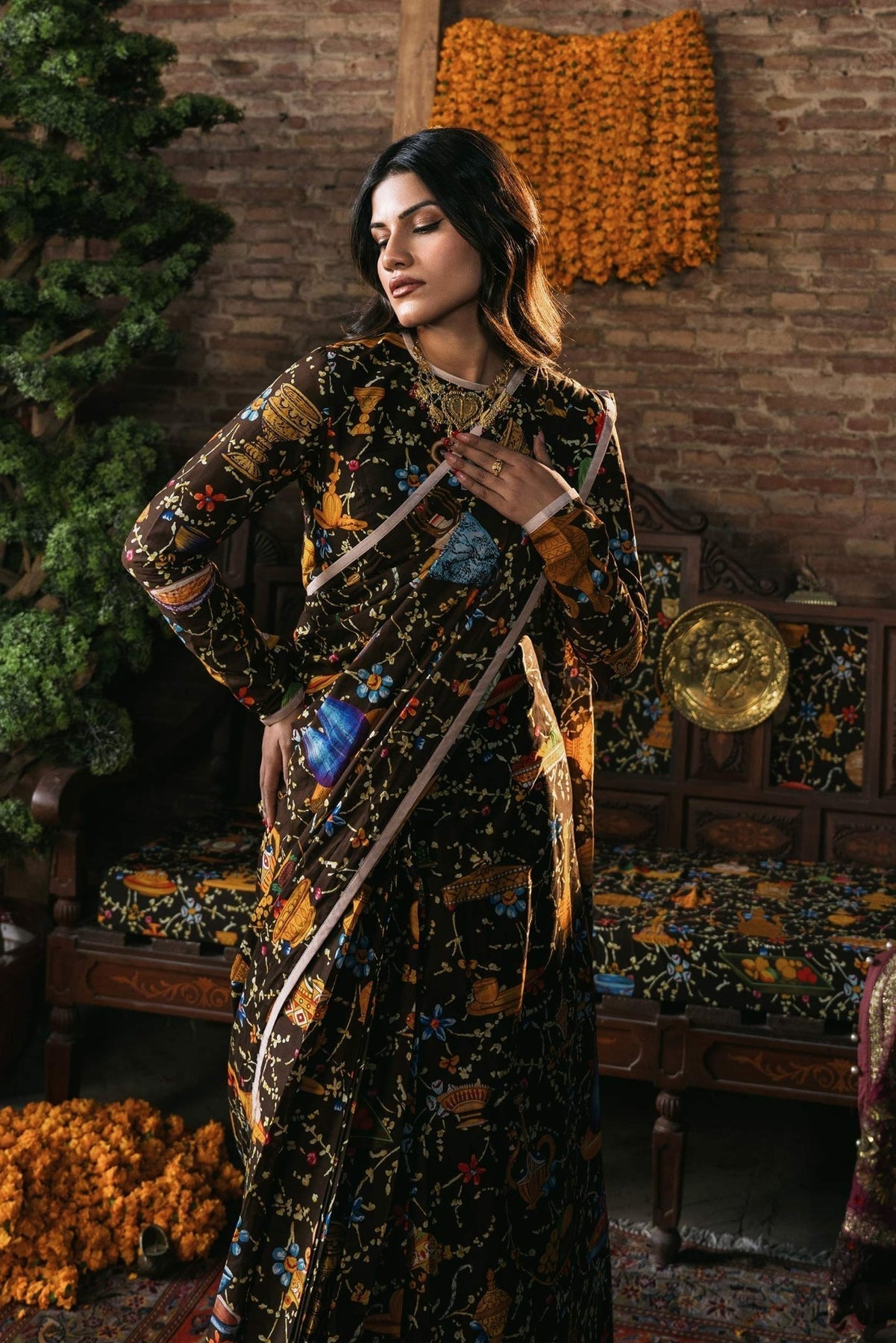 Fahad Hussayn | Lawn Banger | Ferdowi - Official Fahad Hussayn stockist in UK - Sakeena London