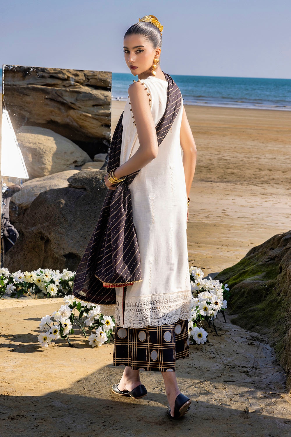 Gul Ahmed | Taara 25 | MJ-42052 - Official Gul Ahmed stockist in UK - Sakeena London