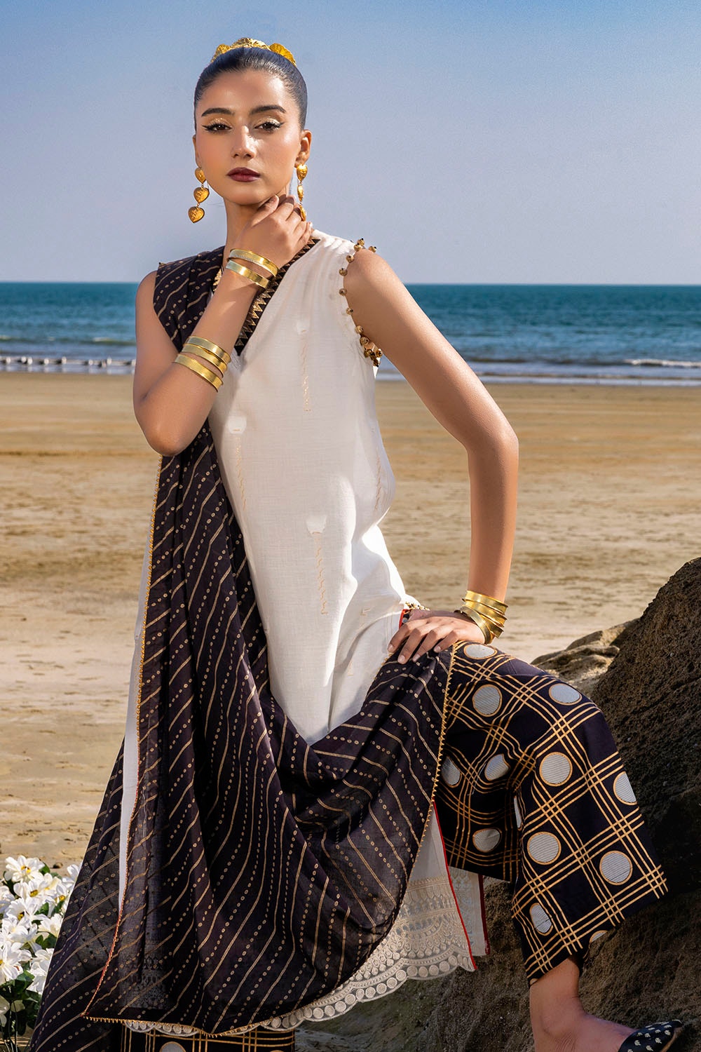 Gul Ahmed | Taara 25 | MJ-42052 - Official Gul Ahmed stockist in UK - Sakeena London