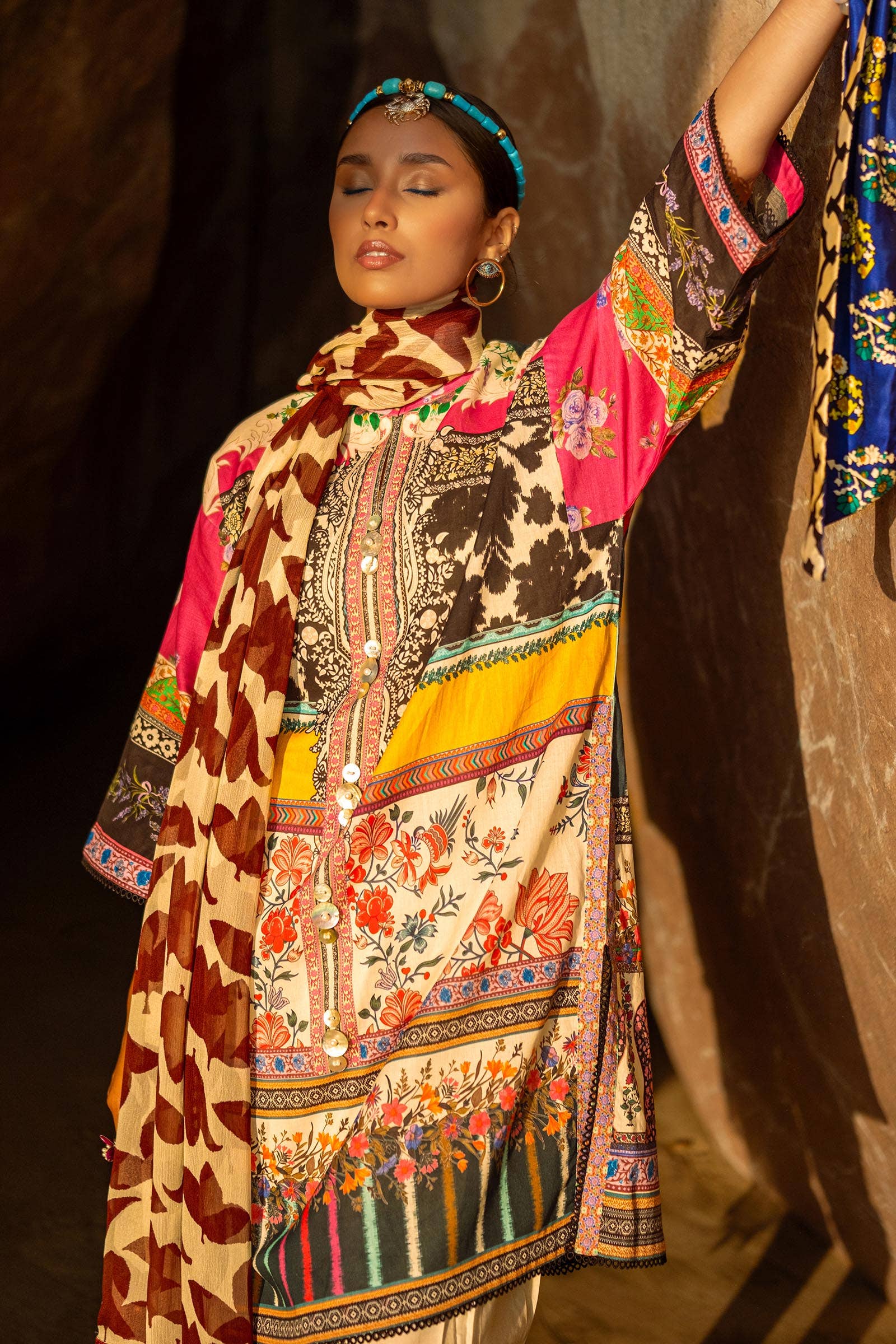 Sana Safinaz | Mahay Spring 24 | H241-027A-2I - Official Sana Safinaz stockist in UK - Sakeena London