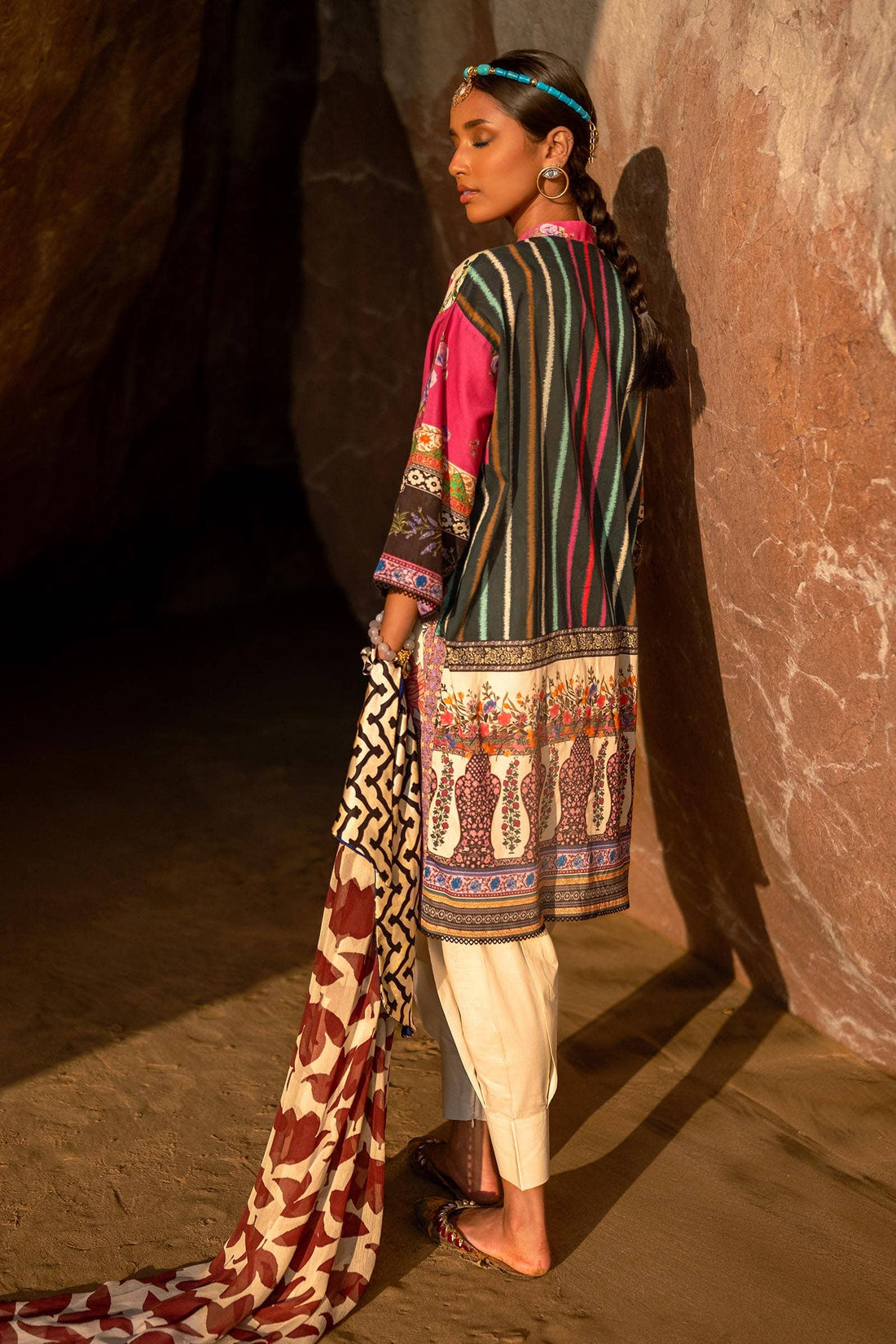 Sana Safinaz | Mahay Spring 24 | H241-027A-2I - Official Sana Safinaz stockist in UK - Sakeena London