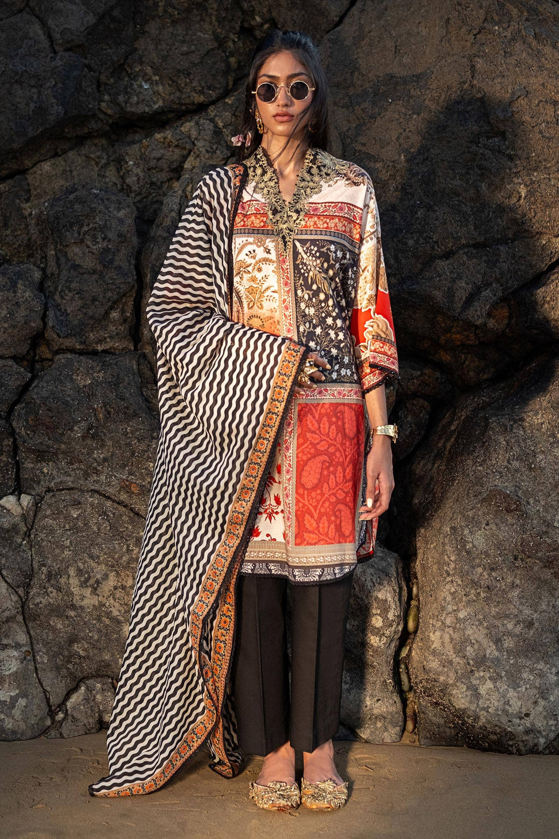 Sana Safinaz | Mahay Spring 24 | H241-028A-2BG - Official Sana Safinaz stockist in UK - Sakeena London