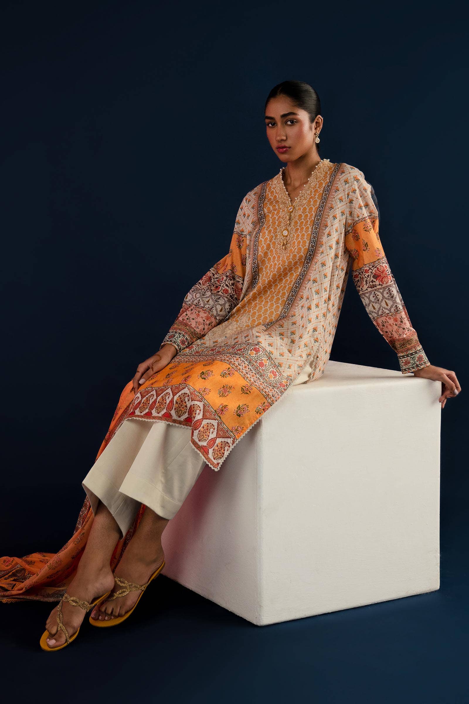 Sana Safinaz | Mahay Summer Lawn 24 | S-11 - Official Sana Safinaz stockist in UK - Sakeena London