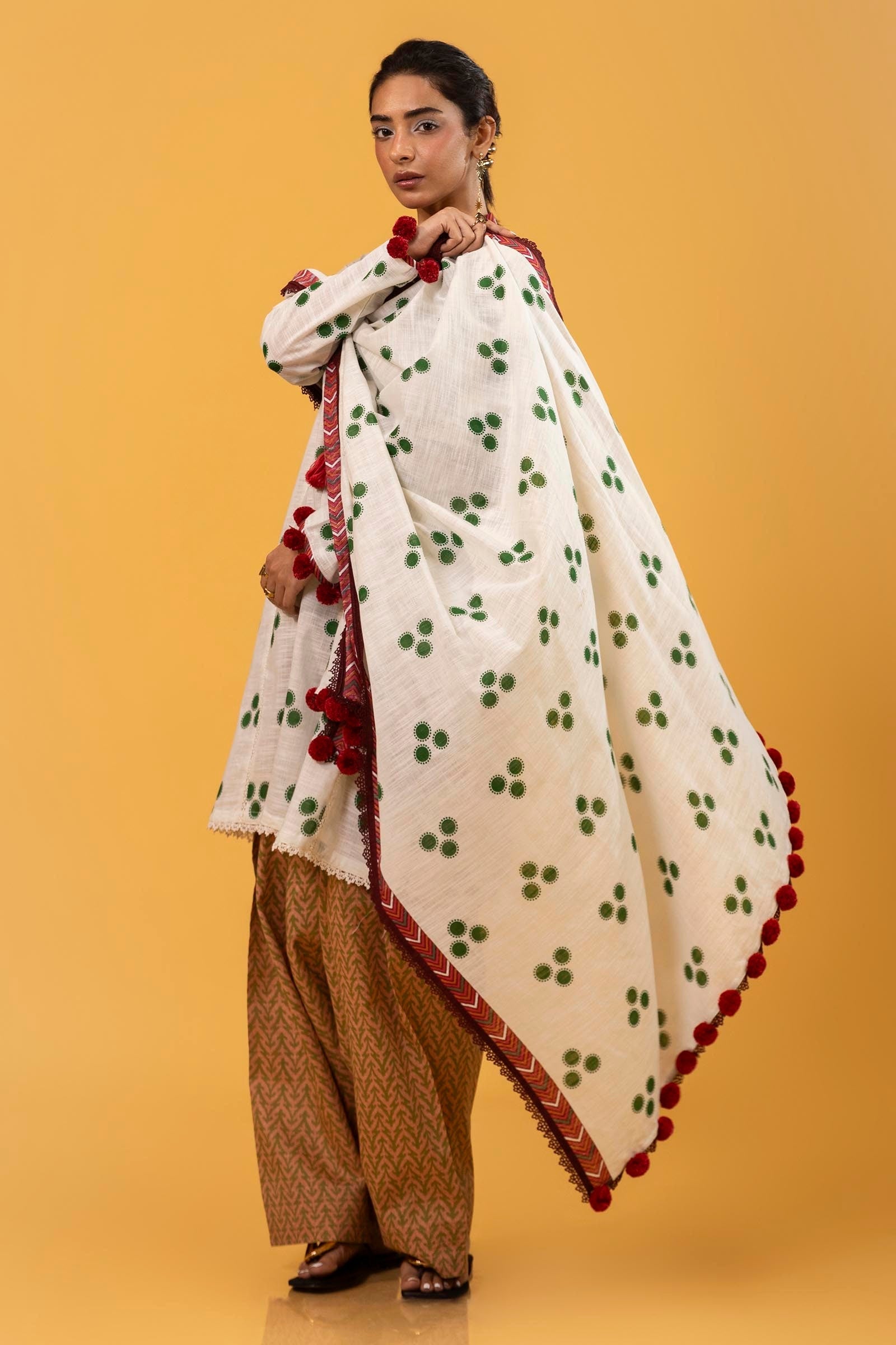 Sana Safinaz | Mahay Winter 24 | H243-001B-3CQ - Official Sana Safinaz stockist in UK - Sakeena London