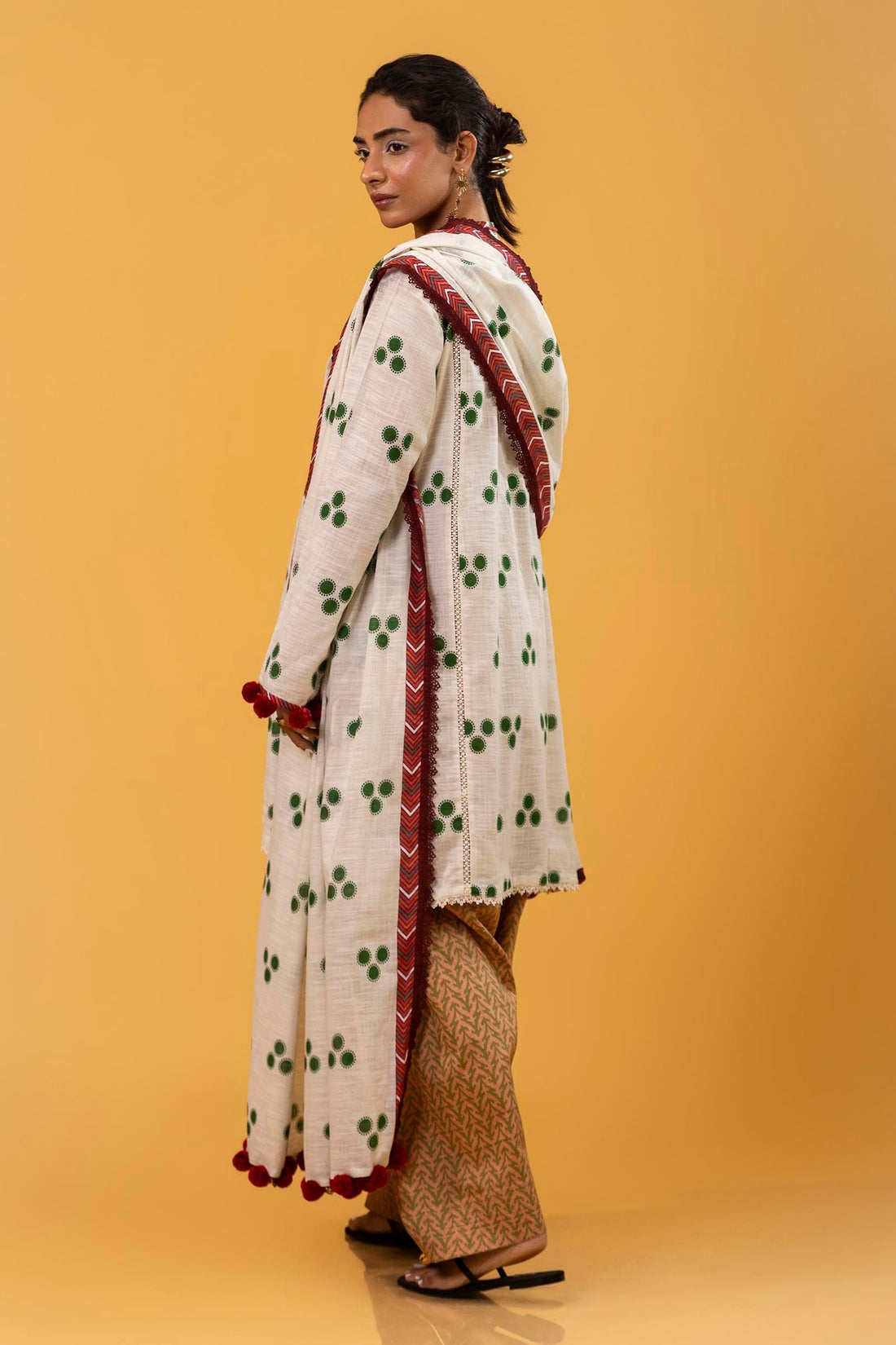 Sana Safinaz | Mahay Winter 24 | H243-001B-3CQ - Official Sana Safinaz stockist in UK - Sakeena London