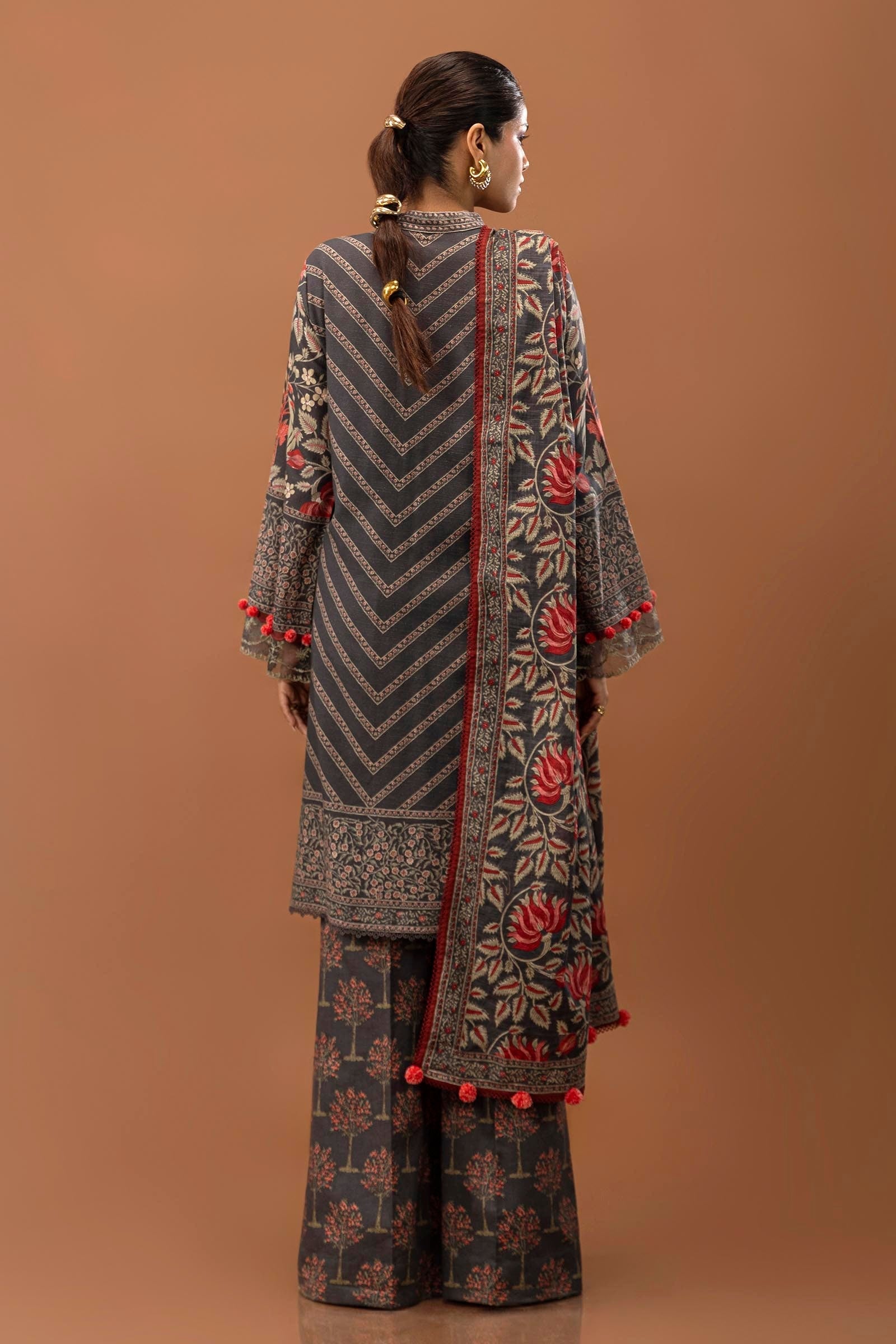 Sana Safinaz | Mahay Winter 24 | H243-002B-3CQ - Official Sana Safinaz stockist in UK - Sakeena London