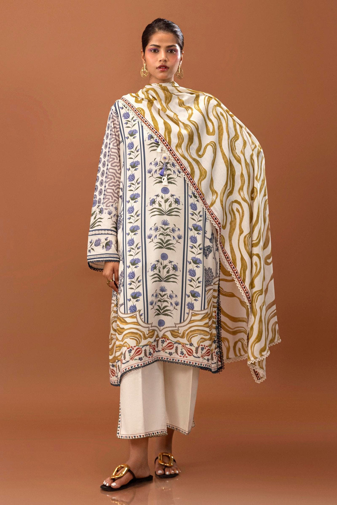 Sana Safinaz | Mahay Winter 24 | H243-004B-3DA - Official Sana Safinaz stockist in UK - Sakeena London