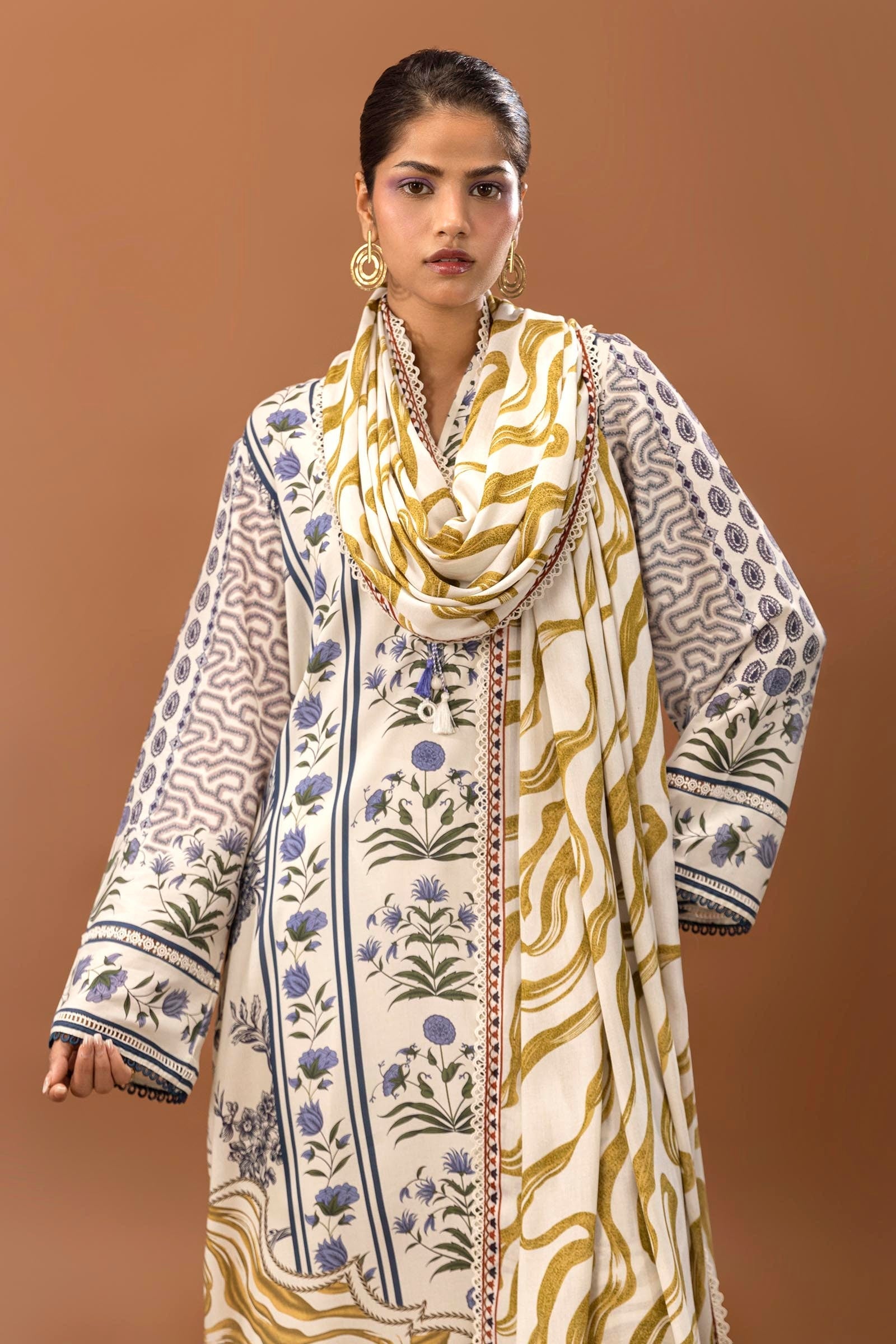 Sana Safinaz | Mahay Winter 24 | H243-004B-3DA - Official Sana Safinaz stockist in UK - Sakeena London