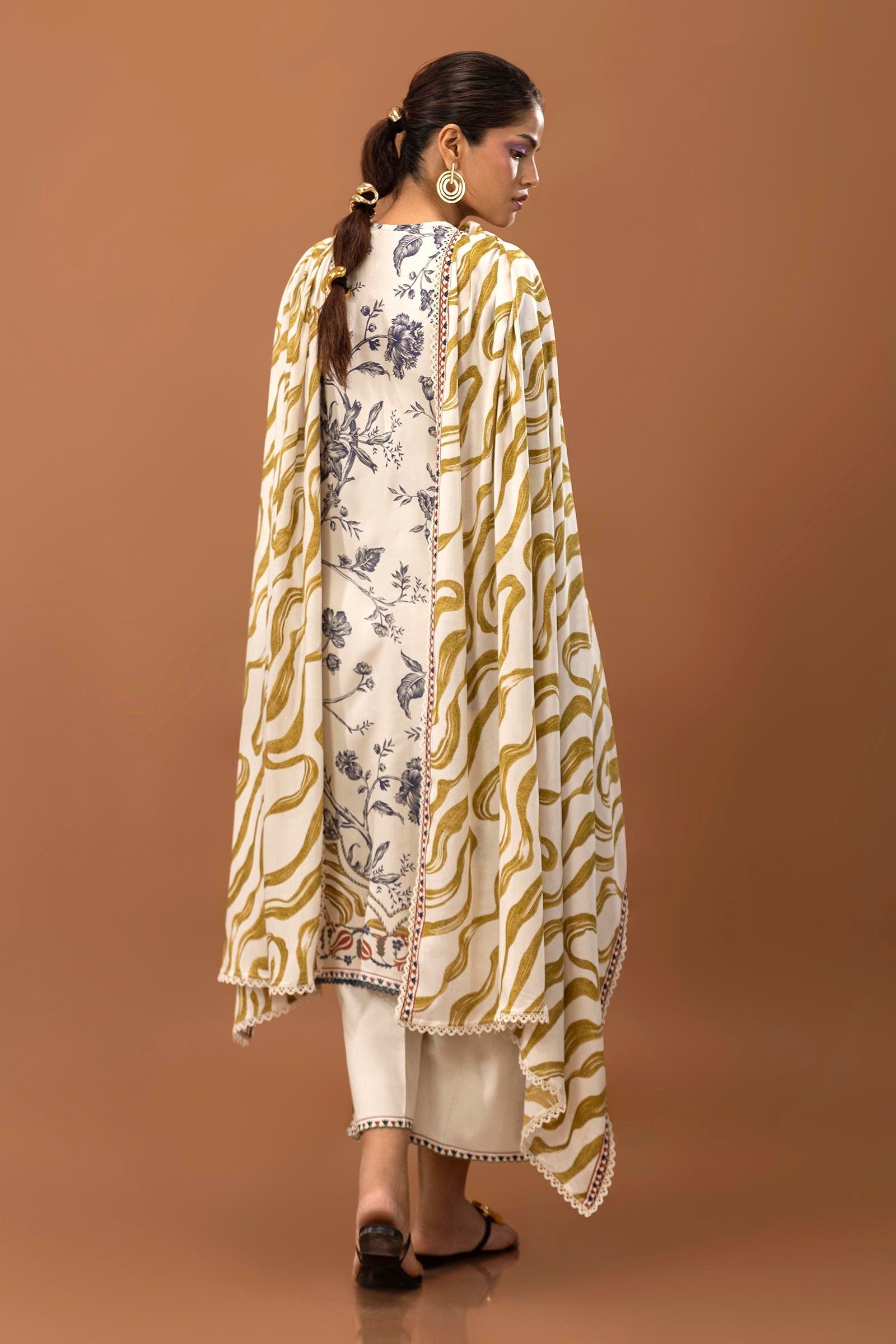 Sana Safinaz | Mahay Winter 24 | H243-004B-3DA - Official Sana Safinaz stockist in UK - Sakeena London