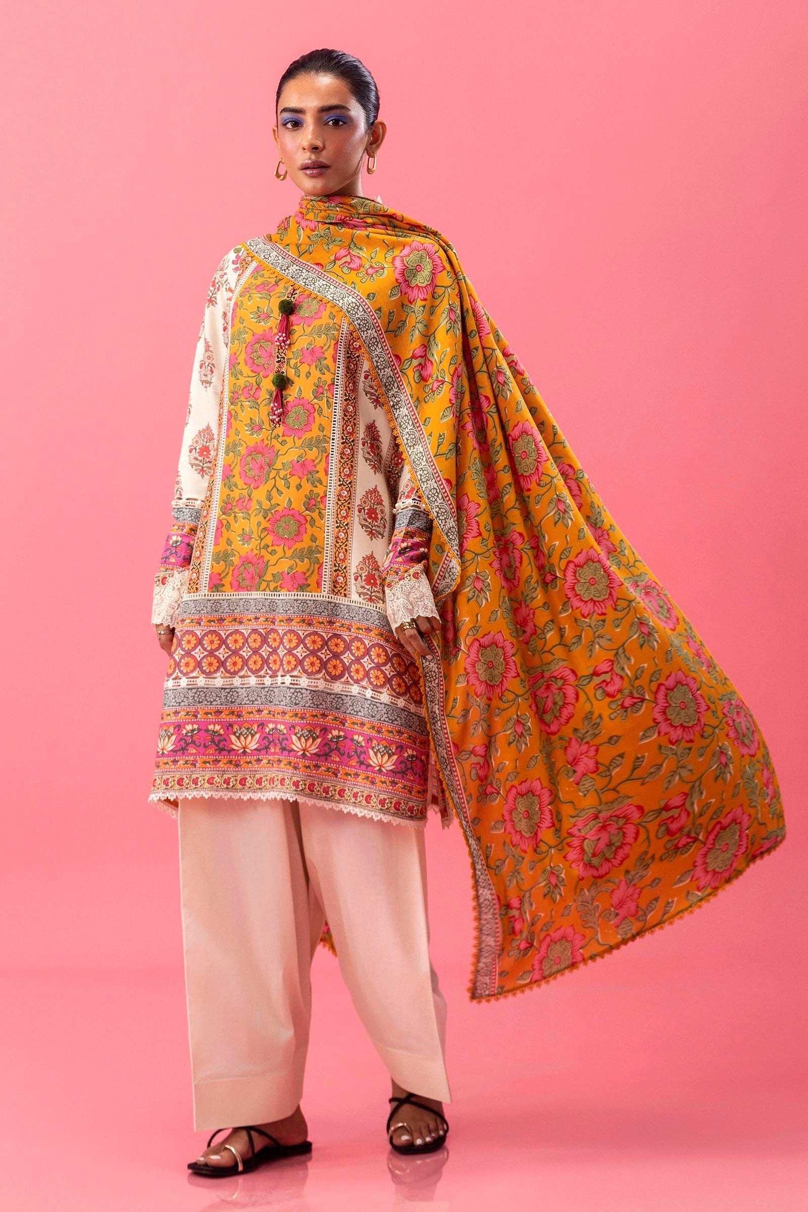 Sana Safinaz | Mahay Winter 24 | H243-005A-2DC - Official Sana Safinaz stockist in UK - Sakeena London