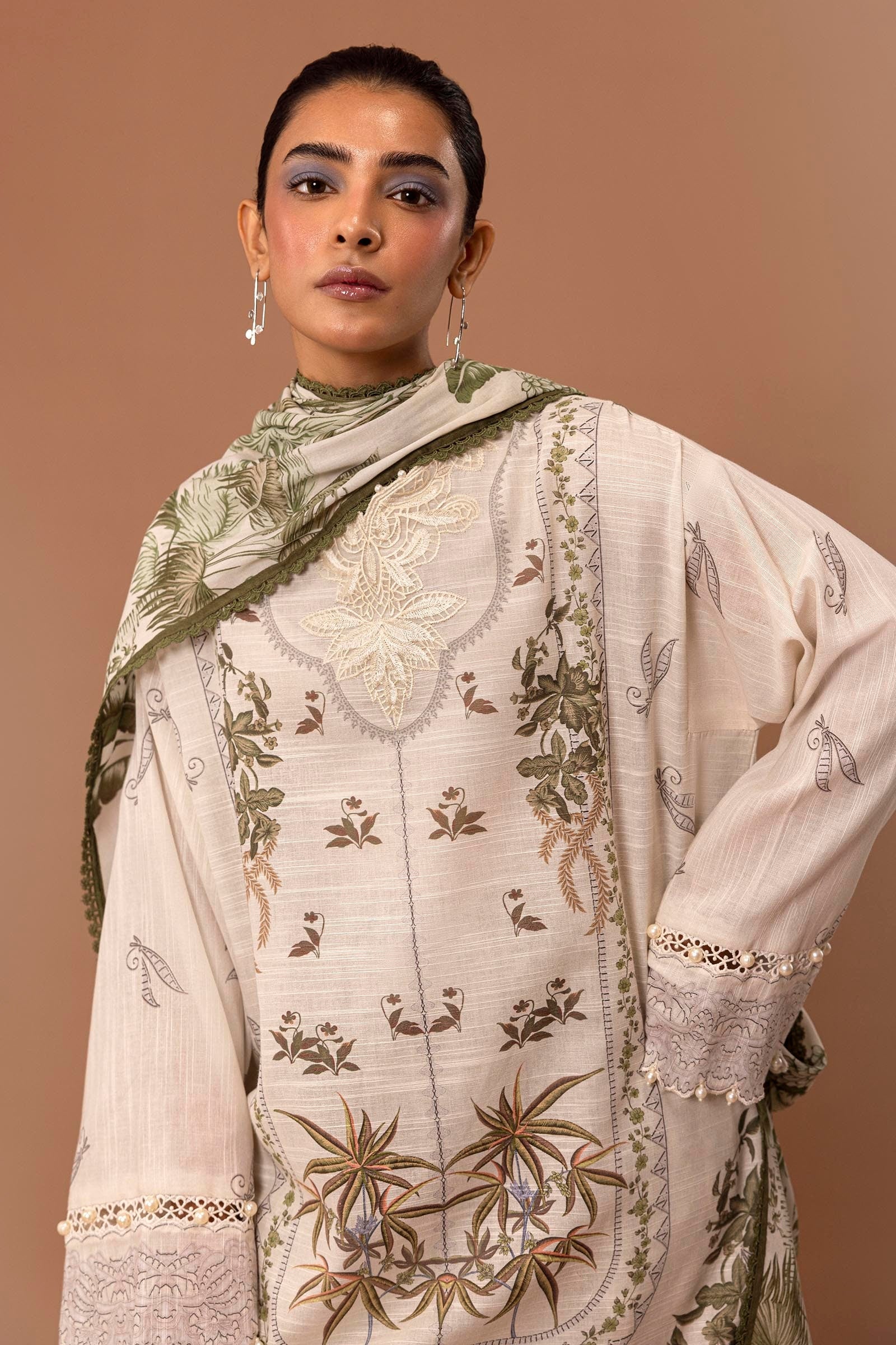 Sana Safinaz | Mahay Winter 24 | H243-006B-3DB - Official Sana Safinaz stockist in UK - Sakeena London