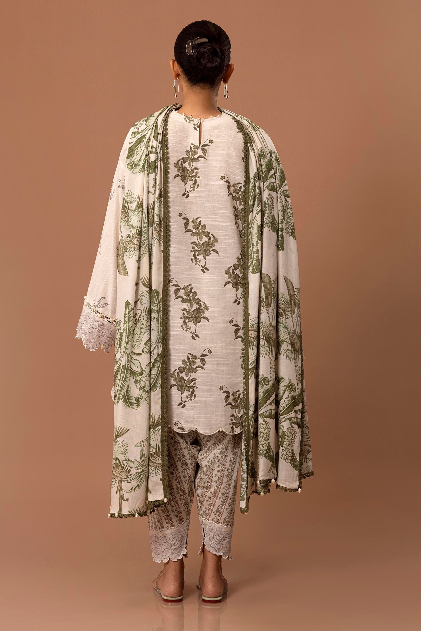Sana Safinaz | Mahay Winter 24 | H243-006B-3DB - Official Sana Safinaz stockist in UK - Sakeena London