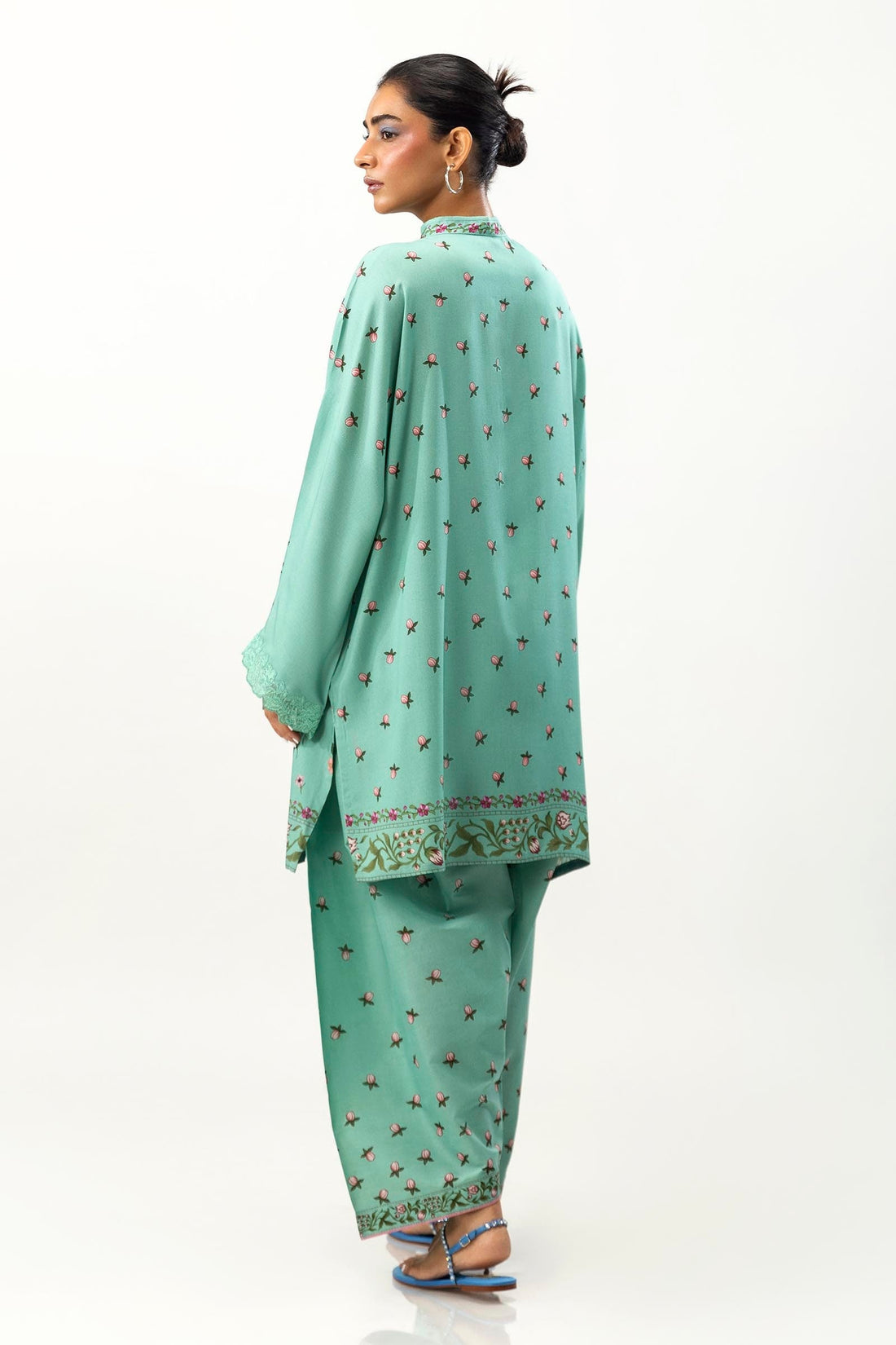 Sana Safinaz | Mahay Winter 24 | H243-007B-2AC - Official Sana Safinaz stockist in UK - Sakeena London
