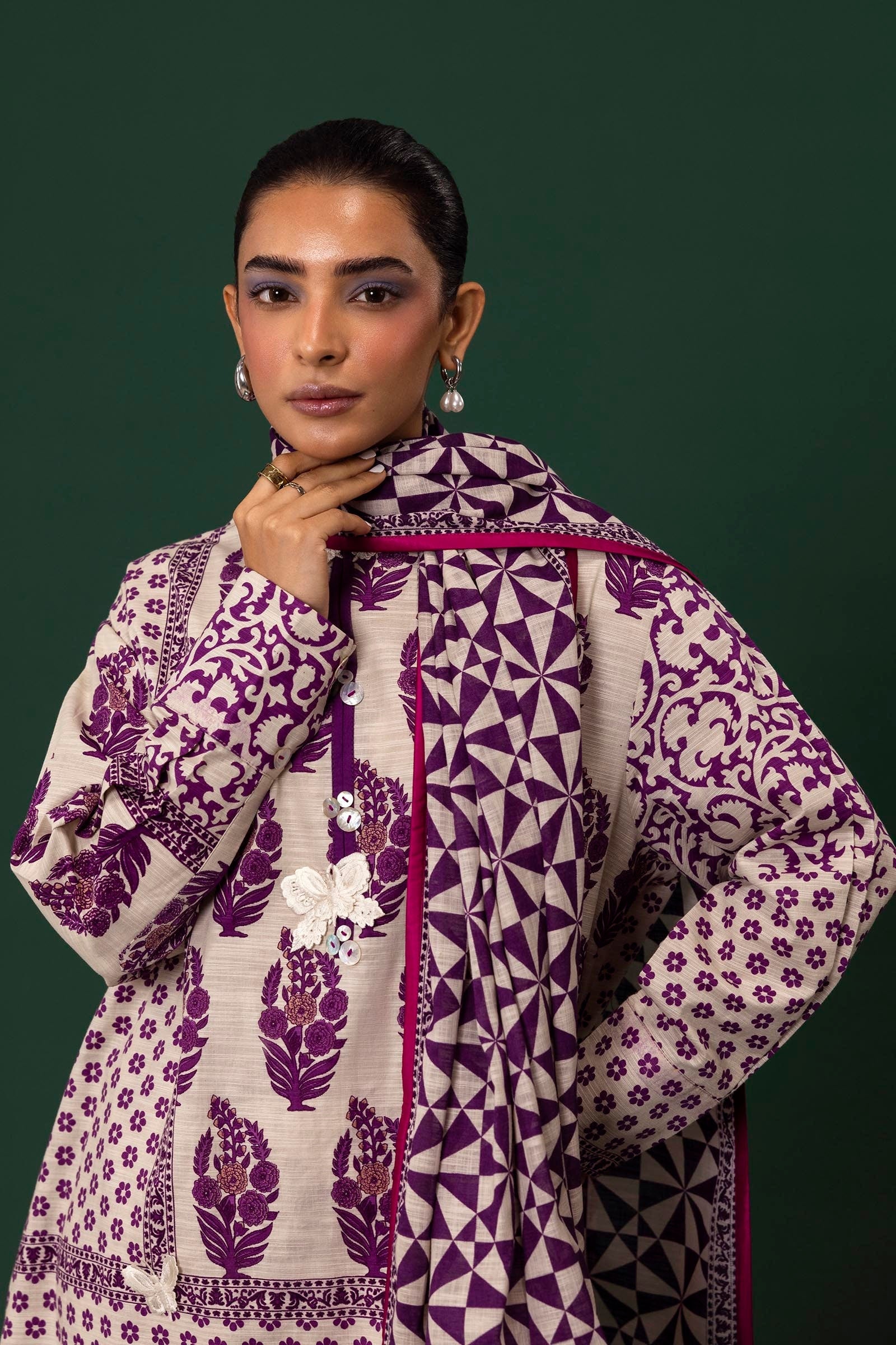 Sana Safinaz | Mahay Winter 24 | H243-009A-3CQ - Official Sana Safinaz stockist in UK - Sakeena London