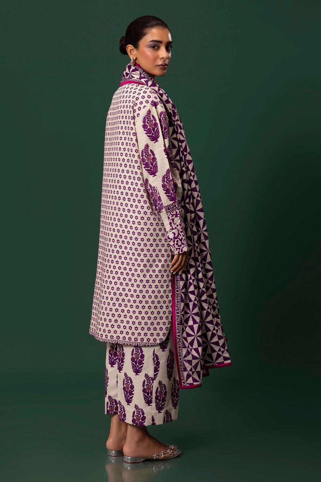 Sana Safinaz | Mahay Winter 24 | H243-009A-3CQ - Official Sana Safinaz stockist in UK - Sakeena London