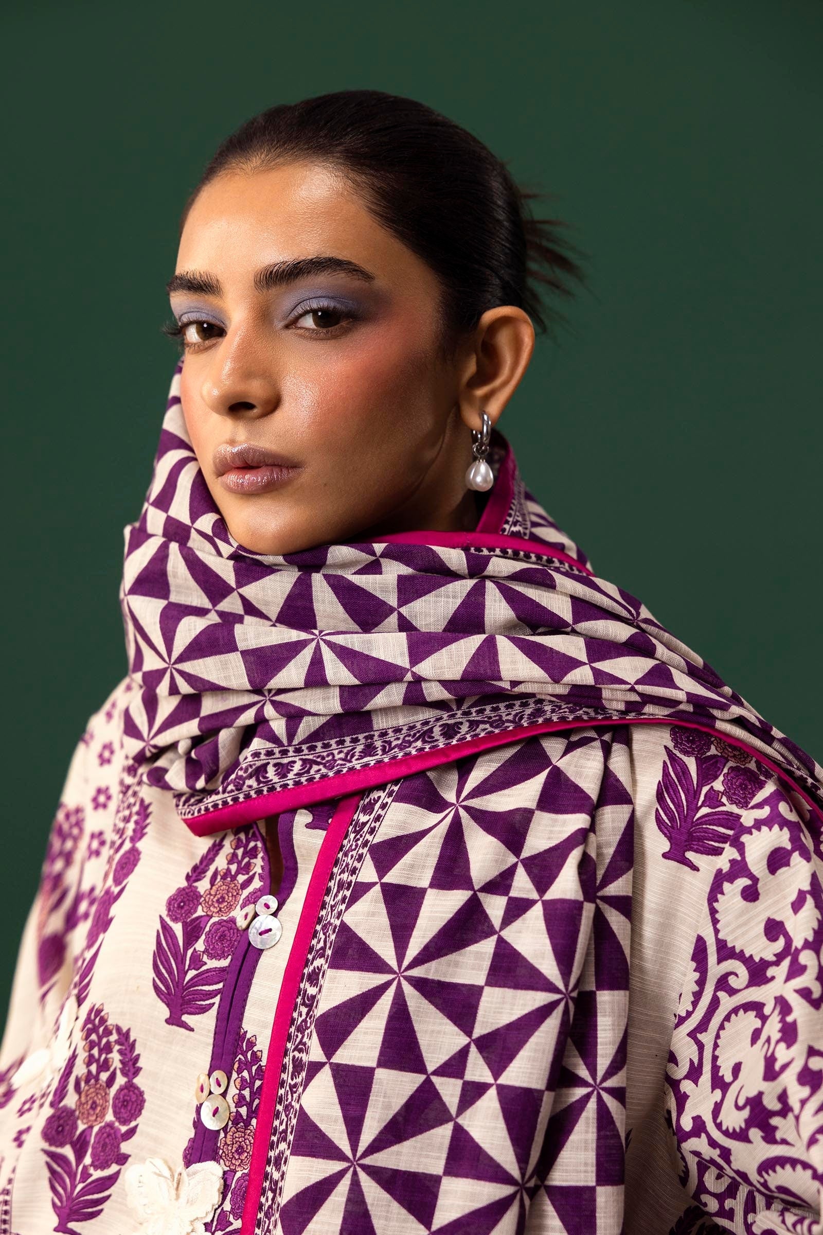 Sana Safinaz | Mahay Winter 24 | H243-009A-3CQ - Official Sana Safinaz stockist in UK - Sakeena London