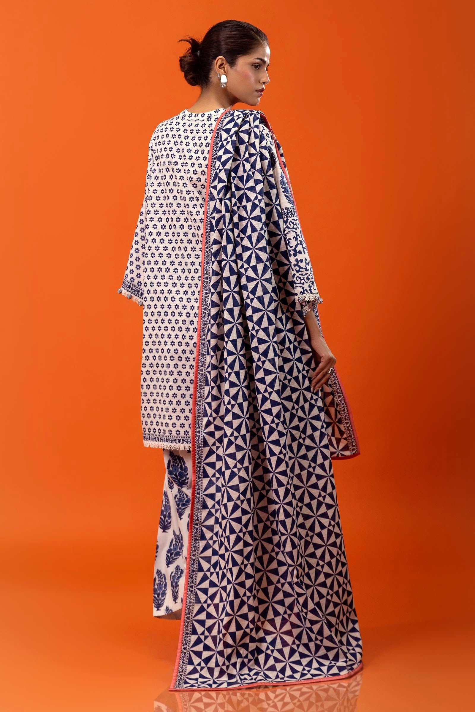 Sana Safinaz | Mahay Winter 24 | H243-009B-3CQ - Official Sana Safinaz stockist in UK - Sakeena London