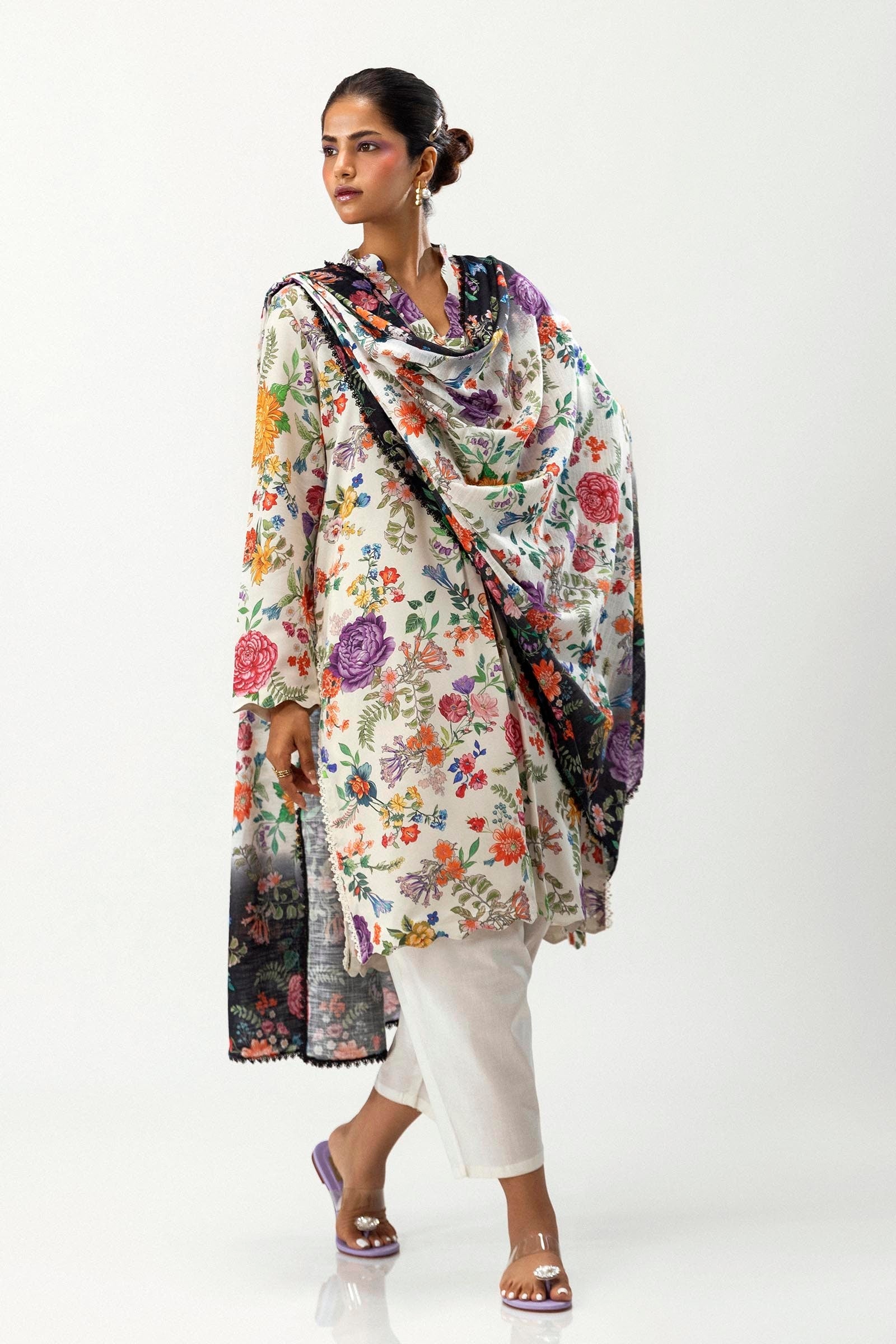 Sana Safinaz | Mahay Winter 24 | H243-015A-2BQ - Official Sana Safinaz stockist in UK - Sakeena London