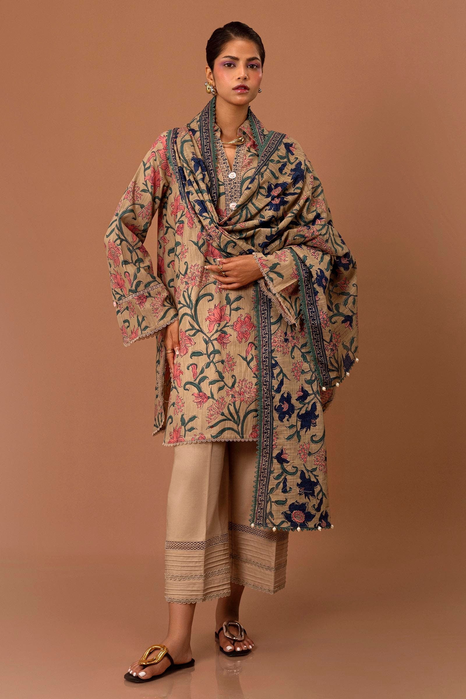 Sana Safinaz | Mahay Winter 24 | H243-017B-2Q - Official Sana Safinaz stockist in UK - Sakeena London