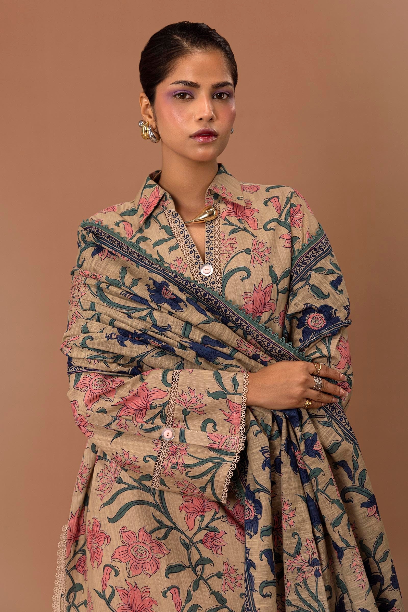 Sana Safinaz | Mahay Winter 24 | H243-017B-2Q - Official Sana Safinaz stockist in UK - Sakeena London