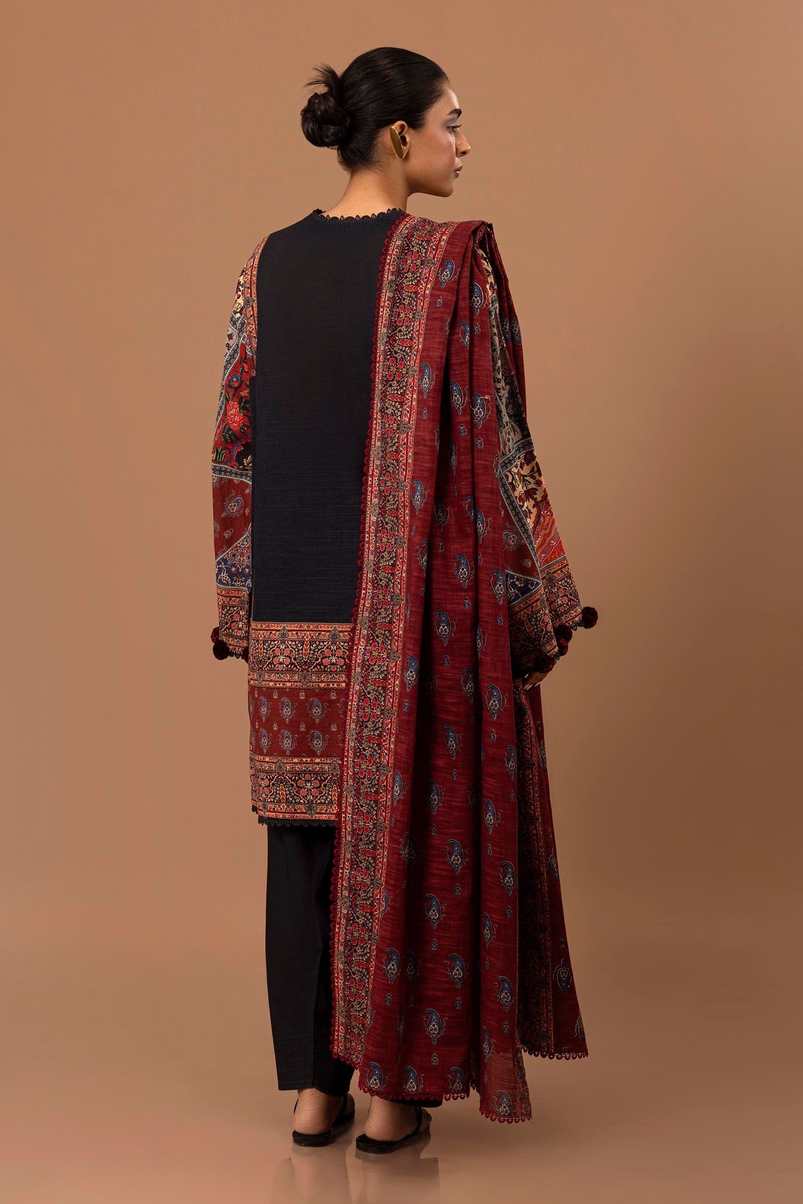 Sana Safinaz | Mahay Winter 24 | H243-019A-2BQ - Official Sana Safinaz stockist in UK - Sakeena London