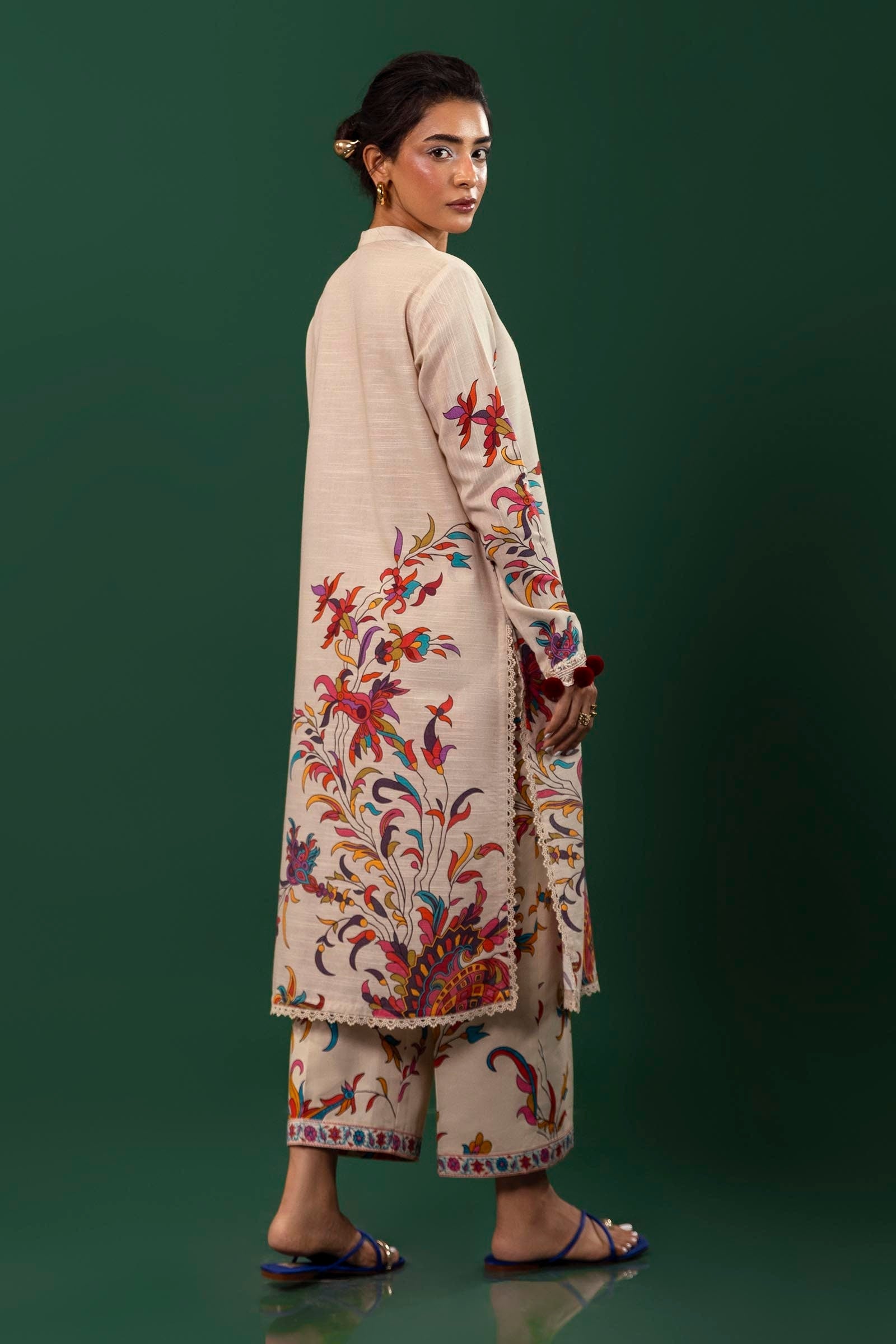 Sana Safinaz | Mahay Winter 24 | H243-022A-2AC - Official Sana Safinaz stockist in UK - Sakeena London