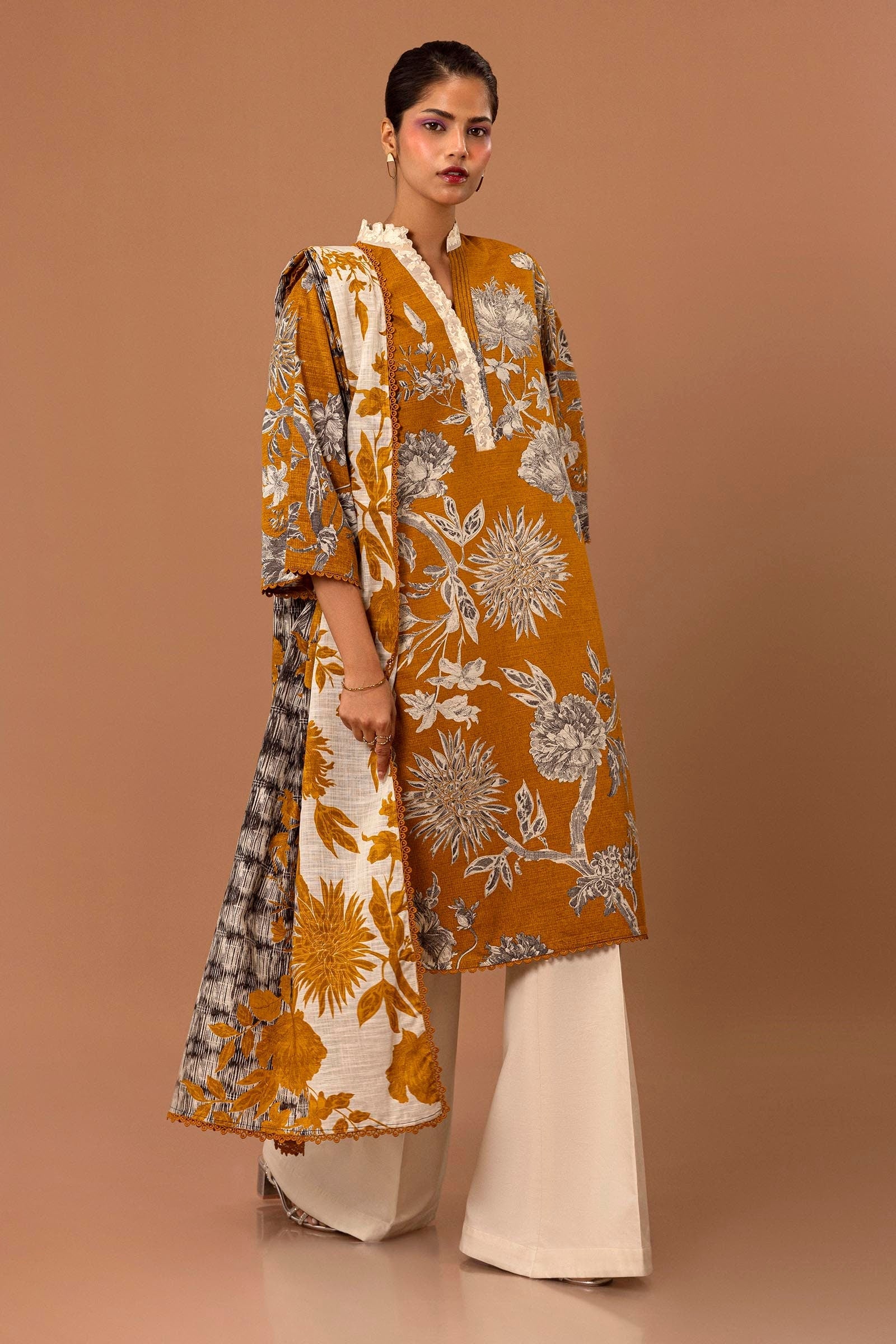Sana Safinaz | Mahay Winter 24 | H243-023B-2BQ - Official Sana Safinaz stockist in UK - Sakeena London