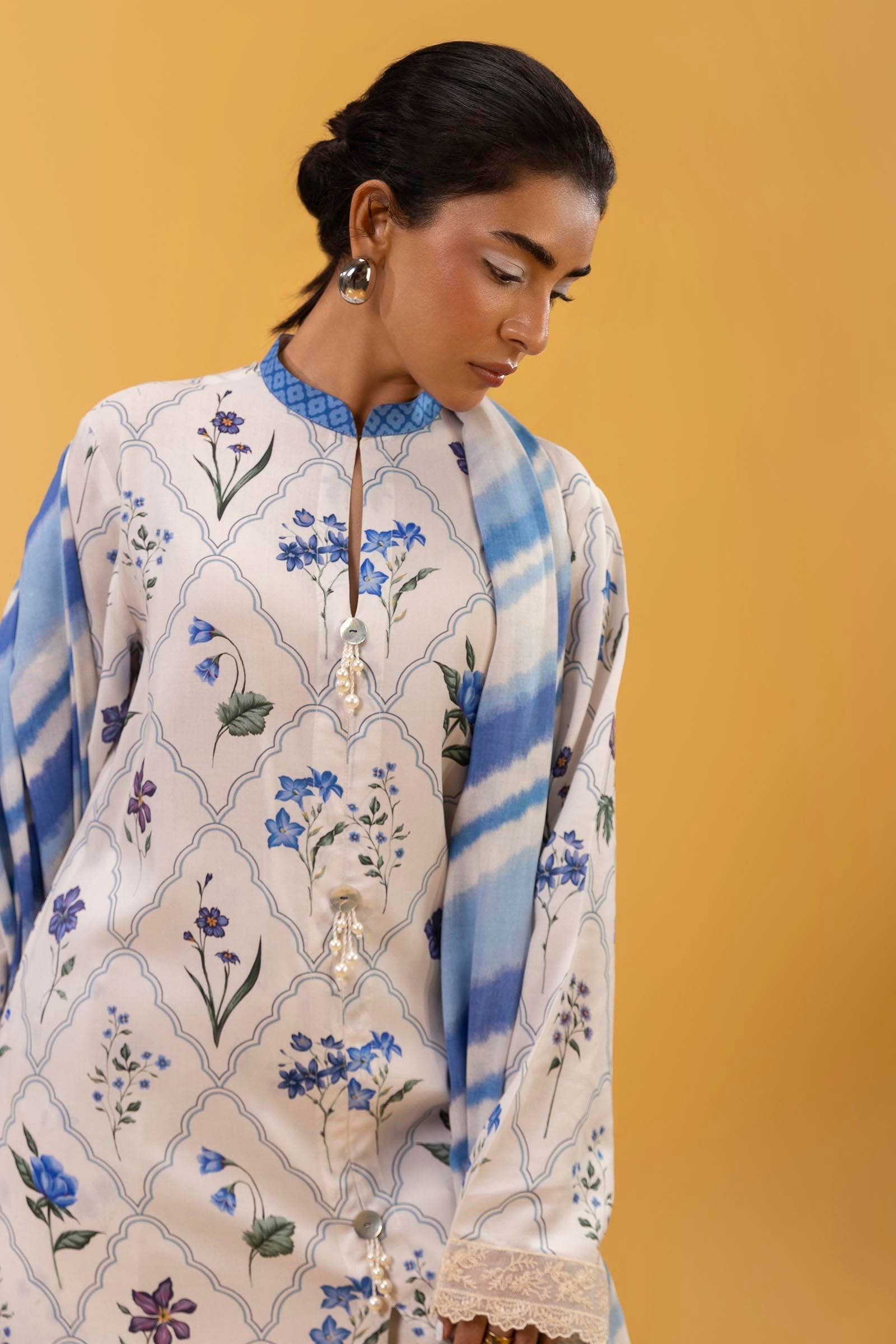 Sana Safinaz | Mahay Winter 24 | H243-024A-3DB - Official Sana Safinaz stockist in UK - Sakeena London