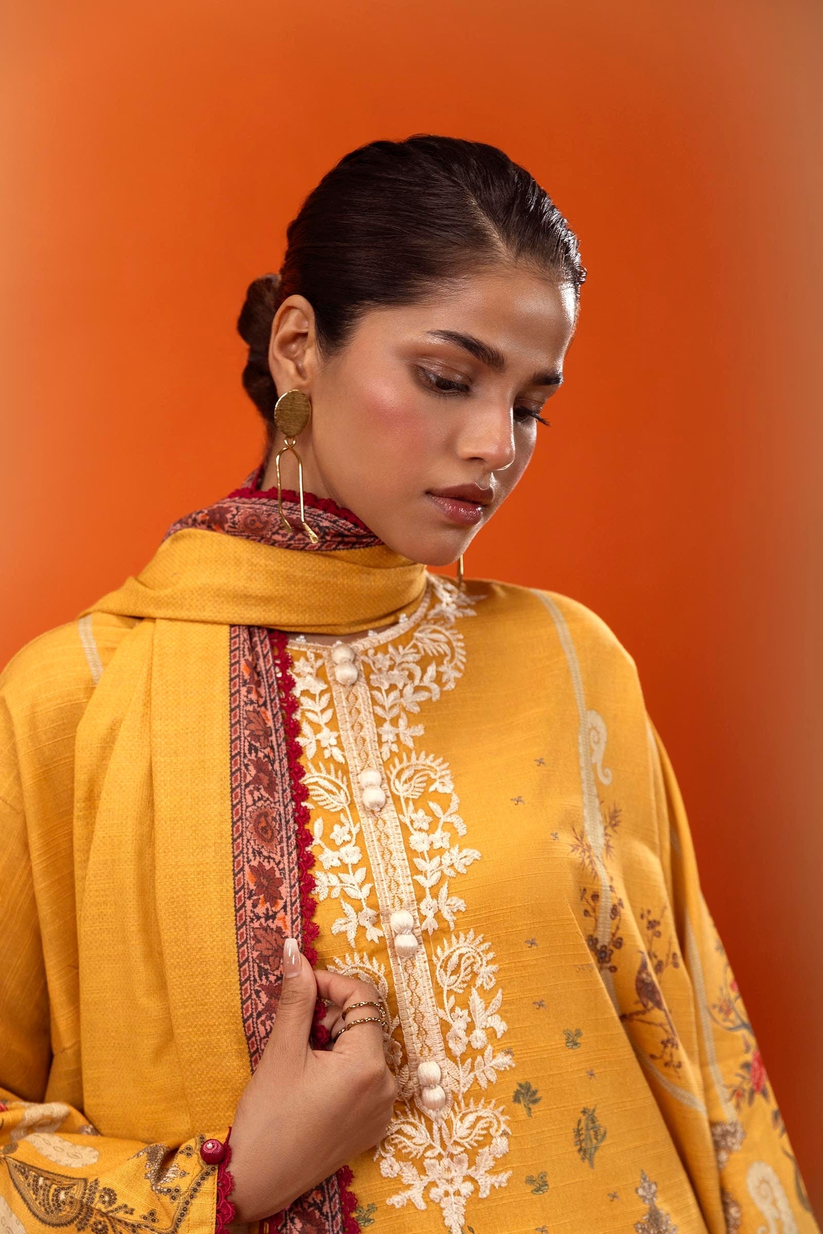 Sana Safinaz | Mahay Winter 24 | H243-025A-3CQ - Official Sana Safinaz stockist in UK - Sakeena London