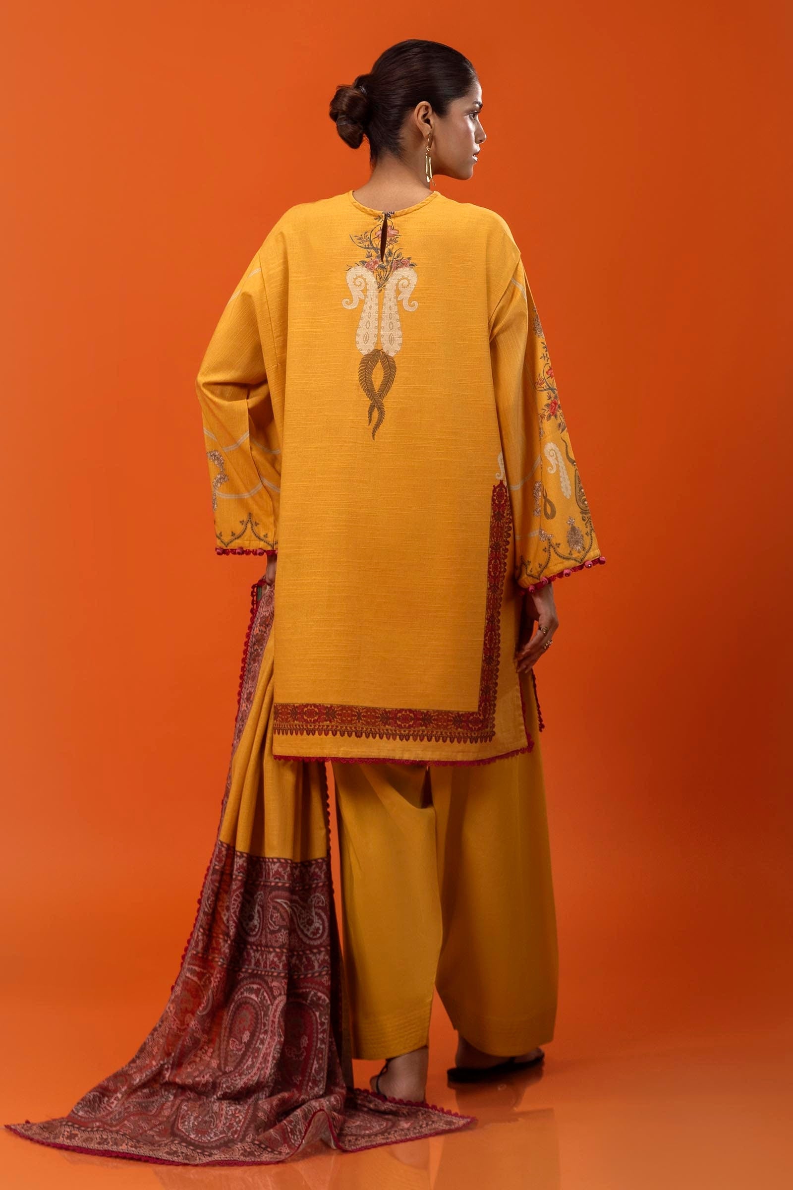 Sana Safinaz | Mahay Winter 24 | H243-025A-3CQ - Official Sana Safinaz stockist in UK - Sakeena London