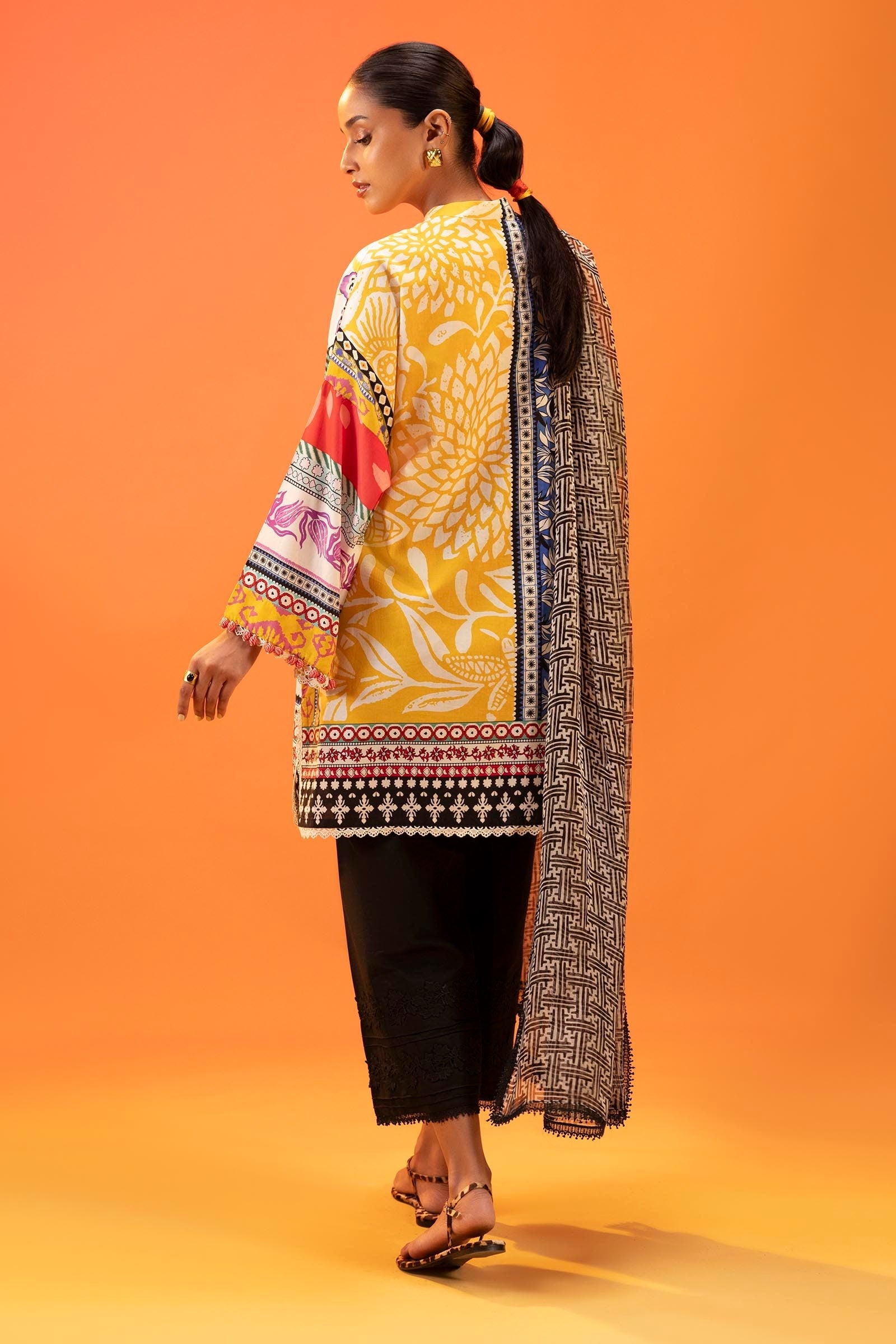 Sana Safinaz | Mahay Summer 25 | 002A - Official Sana Safinaz stockist in UK - Sakeena London