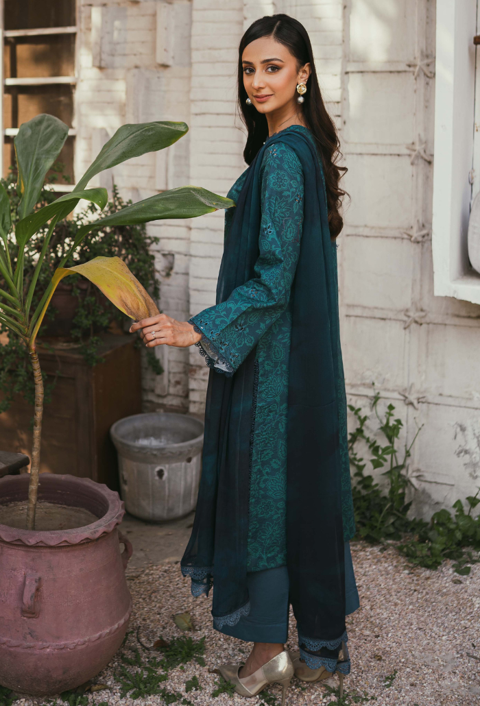 Humdum | Gardenia Lawn | D01 - Official HumDum stockist in UK - Sakeena London