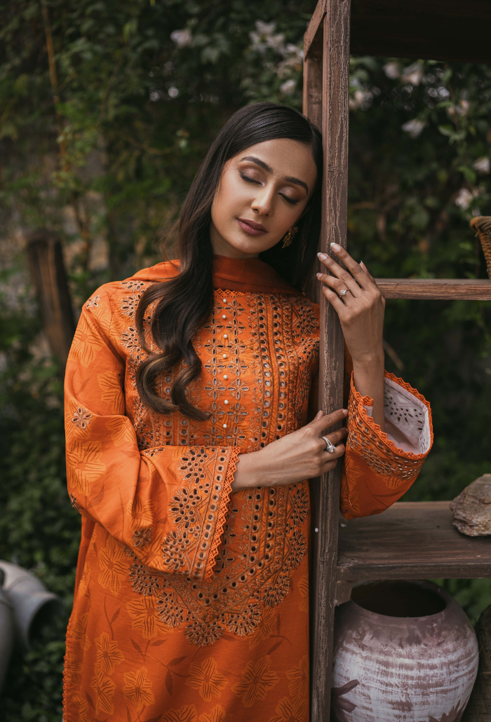 Humdum | Gardenia Lawn | D02 - Official HumDum stockist in UK - Sakeena London