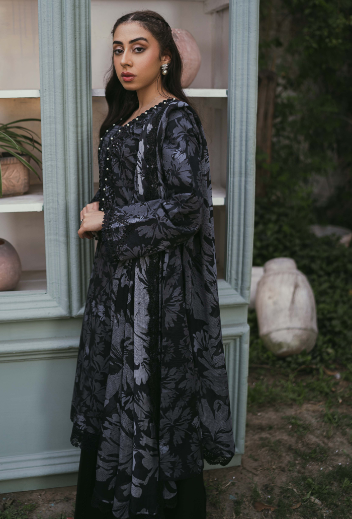 Humdum | Gardenia Lawn | D04 - Official HumDum stockist in UK - Sakeena London