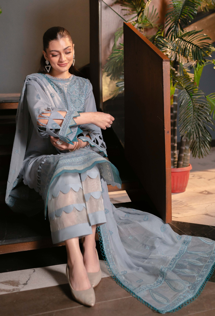 Humdum | Meraki Lawn 24 | d05 - Official HumDum stockist in UK - Sakeena London
