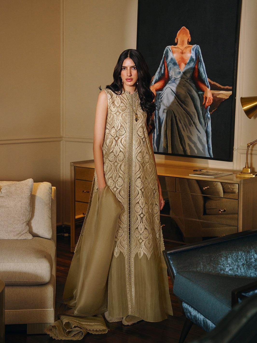 Amroz Atelier | Reveur Formals | Ilaria - Official Amroz Atelier stockist in UK - Sakeena London