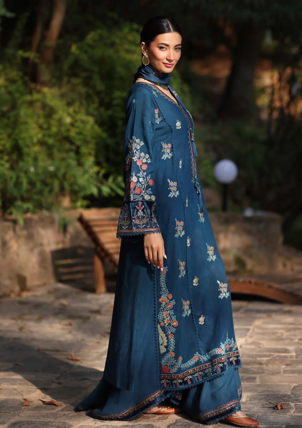Winter Collection - Noor - Saadia Asad - Suzaanikari - NSK24#08