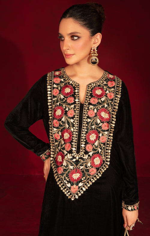 Maya | Raazi Velvet 24 | ZEEST - Official Maya stockist in UK - Sakeena London