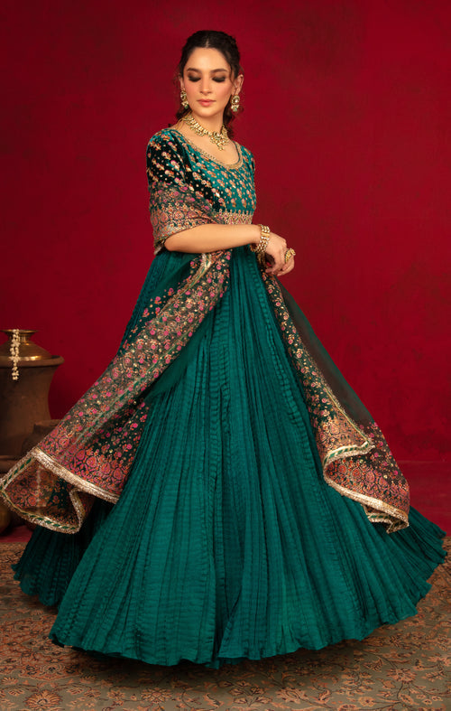 Maya | Raazi Velvet 24 | DILAAB - Official Maya stockist in UK - Sakeena London