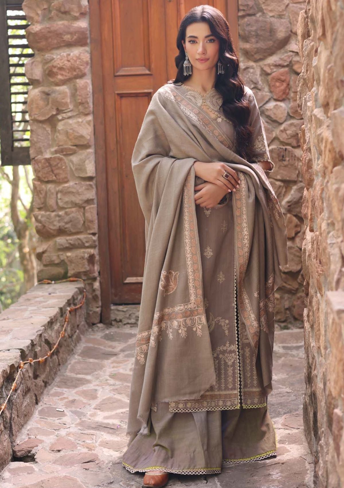 Winter Collection - Noor - Saadia Asad - Suzaanikari - NSK24#07